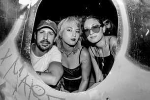 VANA: THE LADY IN RED TOUR w/ special guests Eyes Set to Kill, Deadlands & Redhook